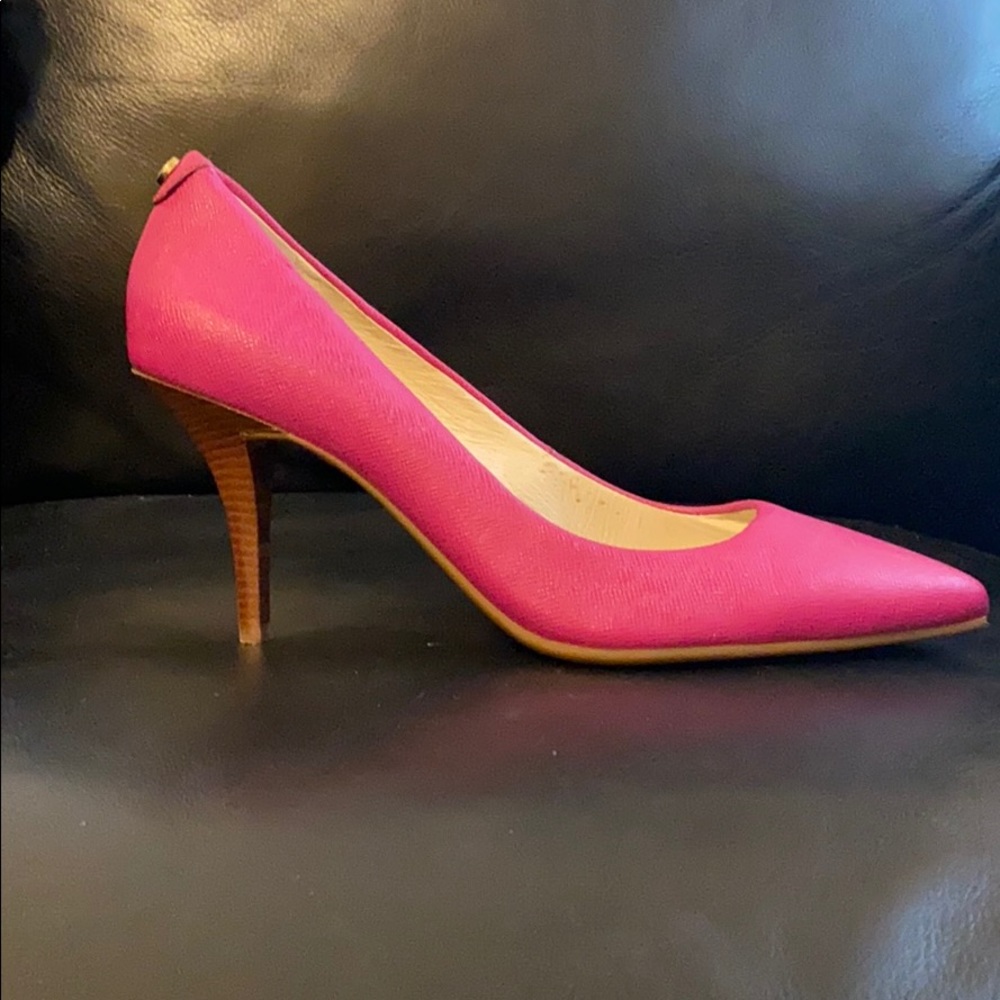 MICHAEL by Michael Kors Magenta pointy toe pumps